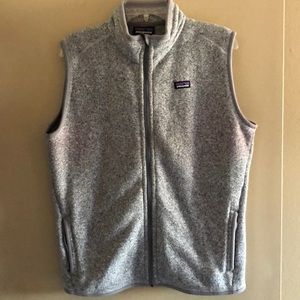 Women’s Patagonia zip up vest